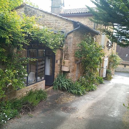 Chambre Du Sabotier - Studio Troglodytique - A 100 M Baignade En Riviere - Location De Canoe - Circuits Cyclo - Aire De Pique-Nique - 3 Restaurants Castelnaud La Chapelle Dış mekan fotoğraf